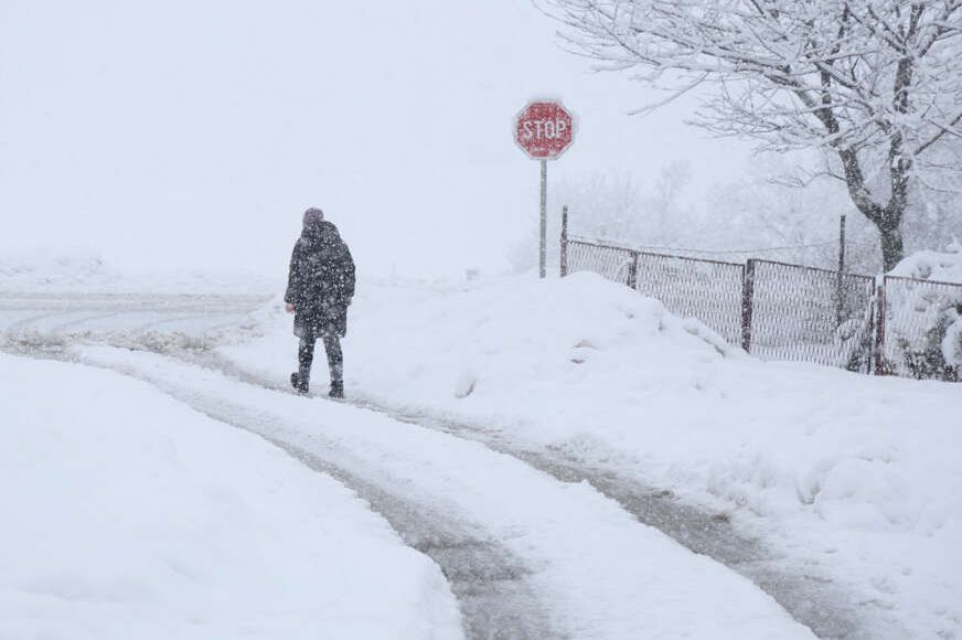 Stiže snijeg, temperatura pada i do 6°C: Evo kakvo nas vrijeme očekuje narednih dana - featured image
