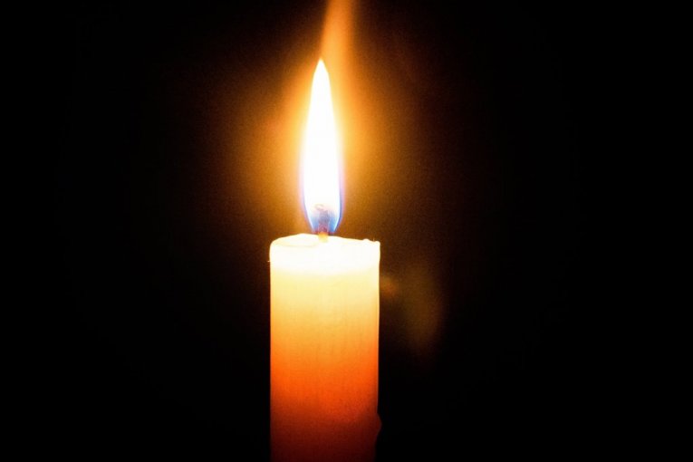 UMRO BORA MERCEDES! Porodica pevača potvrdila tragičnu vest! - featured image