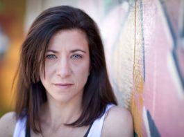 Kako prepoznati mentalno bolesnu osobu koja to vešto prikriva? Važan signal odaje je u konfliktu Kako prepoznati mentalno bolesnu osobu koja to vešto prikriva? Važan signal odaje je u konfliktu - featured image