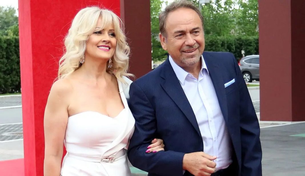 Obećao joj brak, ona mu dala milione: Tajna veza pokojnog Marinka Rokvića koja je p0tresla estradu - featured image Obećao joj brak, ona mu dala milione: Tajna veza pokojnog Marinka Rokvića koja je p0tresla estradu - featured image