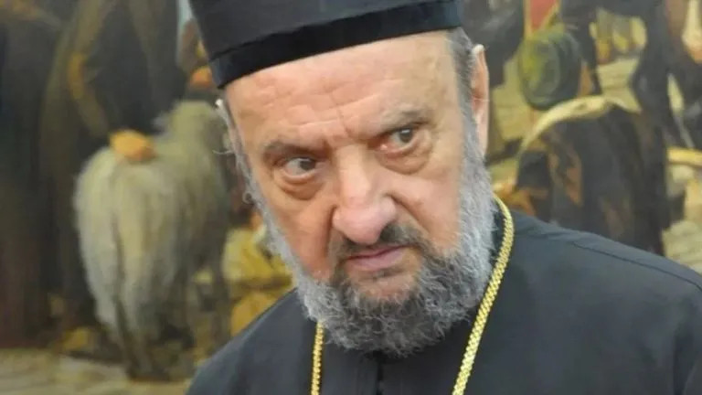 Stravična ispovijest djevojke iz Doboja: Silovao me je i vladika Kačavenda, nakon toga su me krstili - featured image Stravična ispovijest djevojke iz Doboja: Silovao me je i vladika Kačavenda, nakon toga su me krstili - featured image