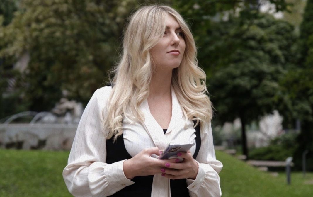 TRAGIČNO STRADALA ALDINA JAHIĆ: Mlada žena čiji je život noćas brutalno prekinut u Mostaru - featured image TRAGIČNO STRADALA ALDINA JAHIĆ: Mlada žena čiji je život noćas brutalno prekinut u Mostaru - featured image