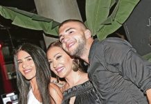 Ražnatovići zavijeni u crno! Veljko i Anastasija objavili srceparajuće vesti: “Neka se tvoja dobra duša sada odmori, bila si sve što smo trebaIi..” Ražnatovići zavijeni u crno! Veljko i Anastasija objavili srceparajuće vesti: “Neka se tvoja dobra duša sada odmori..” - content image