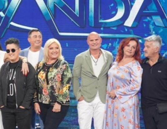 OMILJENI PJEVAČ “GRANDA” DOŽIVIO INFARKT Priključen na aparate, ugrađena mu hitno dva bajpasa OMILJENI PJEVAČ “GRANDA” DOŽIVIO INFARKT Priključen na aparate, ugrađena mu hitno dva bajpasa - featured image