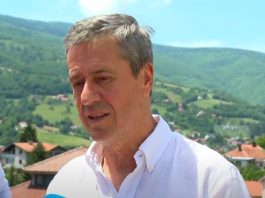 Evo kako danas izgleda Enes Begović, dvije godine nakon gubitka sina, h0dajući gr0b: Neprepoznatljiv, potpuno pr0pao, boIno za gledati.. Evo kako danas izgleda Enes Begović, dvije godine nakon gubitka sina: Neprepoznatljiv, potpuno pr0pao.. - featured image