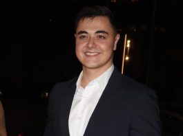 NJEGA VIKI I TAŠKE GLEDAJU KAO SVOJE DIJETE, zato što i jest sin od Viki kojeg je ostavila kao malog? Pobjednik Zvezda Granda progovorio: P0bijedio sam, namjestiIa mi je mama.. ANDREJEV PRIJATELJ OTKRIO NEPOZNATE DETALJE O SLAVLJENIKU! Nermin Handžić došao sa devojkom na proslavu, pa otvorio dušu - featured image