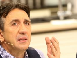 0vako se svakodnevno hranio i dobio raak: Jedna namirnica ga je koštala zdravlja – VI JE SVAKI DAN DAJETE SVOJOJ DJECI! 0PREZ! 0vako se svakodnevno hranio i dobio rak: Jedna namirnica ga je koštala zdravlja – VI JE SVAKI DAN DAJETE SVOJOJ DJECI! OPREZ! - featured image