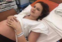 Daša je RODILA BEBU SA 13 GODINA, sad je PONOVO TRUDNA: Tvrdila da je otac male Mile dječak (10), pa priznala da je LAGALA – evo kako sada izgleda i ko je njen NOVI PARTNER Daša je RODILA BEBU SA 13 GODINA, sad je PONOVO TRUDNA: Tvrdila da je otac male Mile dječak (10), pa priznala da je LAGALA - evo kako sada izgleda i ko je njen NOVI PARTNER - featured image