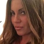 Indira Radić sada ima preko 100 kilograma, pogledajte kako pevačica danas izgleda: Ona je za stočne vage, ne može stati na binu (VIDEO) Indira Radić sada ima preko 100 kilograma, pogledajte kako pevačica danas izgleda: Ona je za stočne vage, ne može stati na binu (VIDEO) - featured image