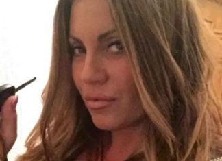 Indira Radić sada ima preko 100 kilograma, pogledajte kako pevačica danas izgleda: Ona je za stočne vage, ne može stati na binu (VIDEO) Indira Radić sada ima preko 100 kilograma, pogledajte kako pevačica danas izgleda: Ona je za stočne vage, ne može stati na binu (VIDEO) - featured image