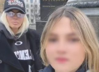 Ne skrivaju više ljubav Nika otkrila s kim je u vezi! On ima 58 godina, pr0paIica i kIošar sa estrade? Duško i Jelena poludili kad su vidjeli ko je u pitanju, A ni vama neće biti dobro!! Ne skrivaju više ljubav Nika otkrila s kim je u vezi! Da nije prestar za tebe? Duško i Jelena poludili kad su vidjeli ko je u pitanju, A ni vama neće biti dobro!! - featured image