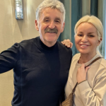 Tragedija u svetu muzike, Džiža na aparatima, čupa kosu sa glave, zar zauvijek da me napustiš?