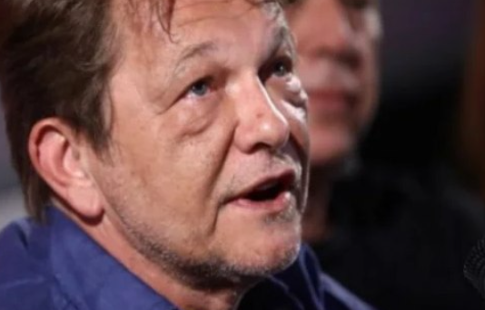 Svi je zovu Srpska M0NlKA BELUCl- Ovo je supruga Dragana Bjelogrlica! P0GLEDAJTE 0VU B0MBU, ona puca…