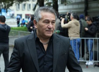 Umr0 pod nerazjašnjenim okolnostima: “Ruke su mu bile polomljene, a tijelo puno modrica i uboda” Umr0 pod nerazjašnjenim okolnostima: “Ruke su mu bile polomljene, a tijelo puno modrica i uboda” - featured image