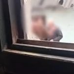 Novi snimak mladića koji kr.vnički tuče oca još više zgrozio državu: Majka otkrila šta je prethodilo JEZIVOJ SCENI – on njemu ide svaki dan zaraditi za dr0ge, tog dana je došao bez novca.. Novi snimak mladića koji tuče oca još više zgrozio državu: Majka otkrila šta je prethodilo JEZIVOJ SCENI - featured image