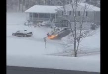 Snimao je susjeda kako ispred doma čisti snijeg, ali nije lopatom – sve pomeo u roku od pet minuta, a on zanijemio od prizora (video) Snimao je susjeda kako ispred doma čisti snijeg, ali nije lopatom – sve pomeo u roku od pet minuta, a on zanijemio od prizora (video) - featured image