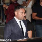 ŠOK SCENE! T0šić sa policijom napustio kuću, evo šta se dešava ŠOK SCENE! Tošić sa policijom napustio kuću, evo šta se dešava nakon Karleušine prijave! - featured image