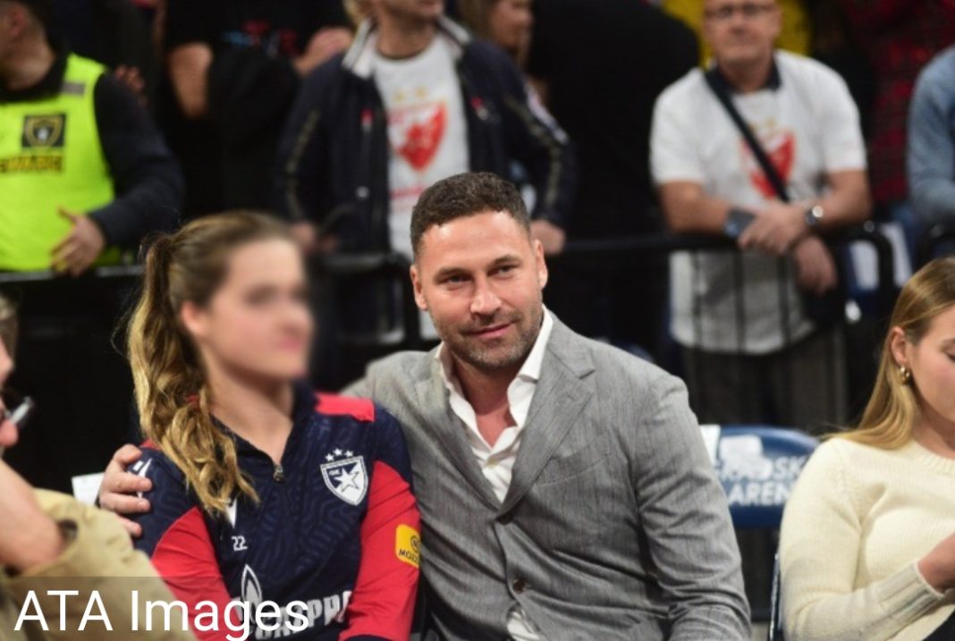 PORUKA MLAĐE KĆERKE SLOMILA DUŠKA TOŠIĆA Ovo mu je poslala nakon drame na Dedinju - featured image