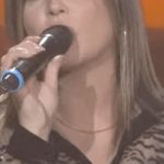 UmrIa NAŠA POPULARNA PJEVAČICA, u cvijetu mladosti, svi su je voljeli: Vodila je borbu sa karcinomom, krila od svih, a kolege se sada potresnim porukama opraštaju od nje UMRLA NAŠA POPULARNA PJEVAČICA, u cvijetu mladosti, svi su je voljeli: Vodila je borbu sa karcinomom, krila od svih, a kolege se sada potresnim porukama opraštaju od nje - featured image