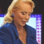 Nisam je vidjela, jednostavno ne znam kakva je! Lepa Brena prvi put o kćerki koju je ostavila u Bosni kod kontenjera da bi gradila karijeru Nisam je vidjela, jednostavno ne znam kakva je! Lepa Brena prvi put o kćerki koju je ostavila - featured image