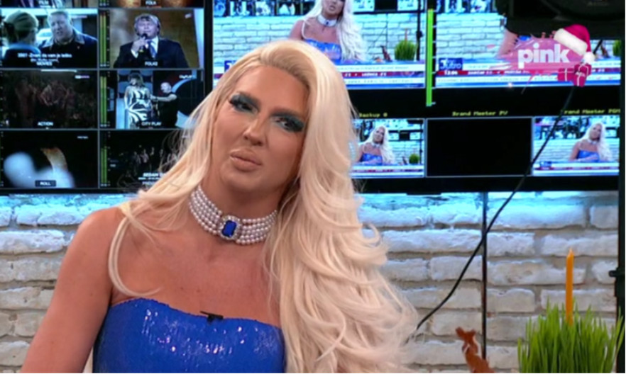 EVO KO SE UMIJEŠAO U BRAK KARLEUŠE I TOŠIĆA Pjevačica prvi put izgovorila ovo! - featured image EVO KO SE UMIJEŠAO U BRAK KARLEUŠE I TOŠIĆA Pjevačica prvi put izgovorila ovo! - featured image