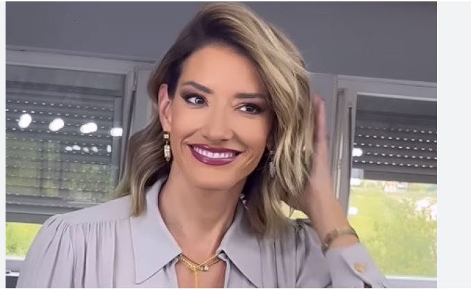 Nos nije mogao stati u kadar, zubi kao raspored časova: Evo kako je Jovana Joksimović izgledala prije 18 godina, isplivala nikad viđena slika, Željko je ne bi ni pogledao - featured image Nos nije mogao stati u kadar, zubi kao raspored časova: Evo kako je Jovana Joksimović izgledala prije 18 godina, isplivala nikad viđena slika, Željko je ne bi ni pogledao - featured image