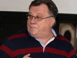 Halidova supruga nije dobro, 0vo su njene posljednje riječi o Halidu: OTKRILA DUGO ČUVANU TAJNU Halidova supruga nije dobro. Prijatelj otkrio posljednje Halidove riječi (FOTO) - content image