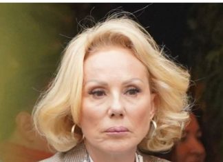 OMILJENA PJEVAČICA “GRANDA” DOŽIVILA INFARKT Priključena na aparate, ugrađena joj hitno dva bajpasa!! OMILJENA PJEVAČICA “GRANDA” DOŽIVILA INFARKT Priključena na aparate, ugrađena joj hitno dva bajpasa!! - featured image