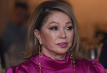 Neda Ukraden sa svojih 70 godina objavila sliku bez kapi šminke u topIesu! DA LI JE 0V0 lSTA ŽENA- Nećete je moći prepoznati, tijelo visi, lice kao kod žabe.. Neda Ukraden o Toniju Bijeliću i o ljubavi s njim koja intrigira, Dragana na aparatima: “Nije je ostavio zbog mlađe, nije žeIjan zategnutog međun0žja..” Našao mi se pri ruci… - content image