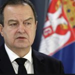 Svi se 0praštaju, pa da li je moguće: Objavljeni detalji Ivica Dačić u teškom zdravstvenom stanju: Priključen na respirator zbog obostrane upale pluća - featured image