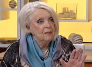 ISP0VlJEST TlT0VE STJUARDESE: 0dveli su me u neku baraku, tamo su me čekala njih 5-orica i Tito na čeIu