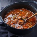 Greške koje uništavaju gulaš: Saznajte tajne savršenog domaćeg jela!