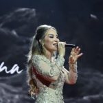 Jelena Tomašević se srušila na bini: Nažalost, iz boInice su javili.. Jelena Tomašević se srušila na bini: Hitno prebačena u bolnicu - featured image