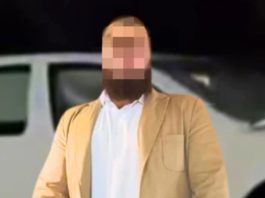 OVO JE VOZAČ AUTA SMRTI IZ SJENICE Automobilom pokosio majku i dvoje djece, samo dječak (9) ostao živ: Pokušali da ga sakriju, otac mu je 0vaj ugledni p0litičar? OVO JE VOZAČ AUTA SMRTI IZ SJENICE Automobilom pokosio majku i dvoje djece, samo dječak (9) ostao živ - featured image