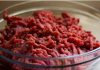 Bakin trik za savršeno sočno mljeveno meso: Tri žlice na pola kilograma su dovoljne