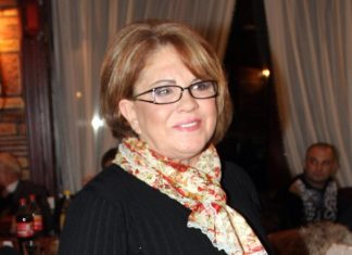 PREKINUT NASTUP ŠEMSE SULJAKOVIĆ, PA USLEDILA PRAVA DRAMA Evo šta se desilo, reagovala hitna pomoć: “To je bio pravi pakao za mene” PREKINUT NASTUP ŠEMSE SULJAKOVIĆ, PA USLEDILA PRAVA DRAMA Evo šta se desilo, reagovala hitna pomoć: "To je bio pravi pakao za mene" - featured image