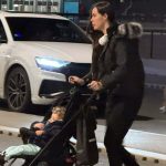 (PAPARACO) BOGDANA RAŽNATOVIĆ SA DECOM OTIŠLA KOD VELJKA Uslikali smo ih na aerodromu pred let za Moskvu: Evo ko im pravi društvo (PAPARACO) BOGDANA RAŽNATOVIĆ SA DECOM OTIŠLA KOD VELJKA Uslikali smo ih na aerodromu pred let za Moskvu: Evo ko im pravi društvo - featured image