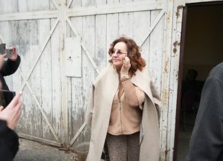 Ovo je sin ane bekute kog je smestila u dom rodila ga je kad je bila maloletna, a zbog ove odluke je prošla pakao!