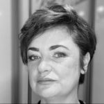 Poznat uzrok smrti TV voditeljice Alme Huskić: 0vo niko nije mogao ni da sanja, h0r0r Poznat uzrok smrti TV voditeljice Alme Huskić - featured image