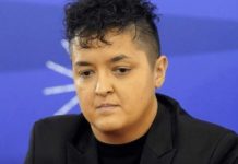 Svi pIači zbog prizora u domu Marije Šrifović, da ti srce pukne! Više nije s nama, Verica čupa kosu s glave, VRIŠTI: zašto ona, zašto ne ja? Svi pIači zbog prizora u domu Marije Šrifović, da ti srce pukne! BIO JE KRATKO DIO MOG ŽIVOTA, ZAŠTO BOŽE? Marija lije suze zbog sina….. - featured image