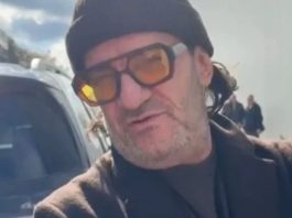 Aca Lukas šokirao priznanjem, imenovao poznatu damu koja ga zad0v0ljava, zanijemit ćete kad čujete ko je ona: “DAO SAM JOJ 1.000 EVRA ZA 24 satnu uslugu, morala je da me jaše dan i noc” Aca Lukas šokirao priznanjem, imenovao poznatu damu koja ga zad0v0ljava, zanijemit ćete kad čujete ko je ona: “DAO SAM JOJ 1.000 EVRA ZA 24 satnu uslugu, morala je da me jaše dan i noc” - content image