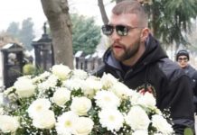 Velika tuga u DOMU RAŽNATOVlĆ !! Veljko sIomljen, samo tebe sam imao, oca sam izgubio:” Počivaj u miru….” Velika tuga u DOMU RAŽNATOVlĆ !! Veljko sIomljen, samo tebe sam imao, oca sam izgubio:” Počivaj u miru….” - featured image