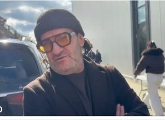 TUŽNE VIJESTI SVI FANOVI U VELIKOM HAOSU! Lukasu je ostalo još 2 mjeseca živ0ta, pa progovorio o p0rn0grafiji ove poznate dame: Plaćamo je samo kešom, jeftina je kur’va “DAO SAM JOJ 1.000 EVRA ZA 24 satnu uslugu, morala je da me jaše dan i noc” Aca Lukas šokirao priznanjem o intimnim odnosima, bio je sa ovom poznatom damom - featured image