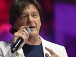 “Zauvek će nas grliti uz uspomene” reči kidaju dušu, svi se 0praštaju od njega: Napustio nas je, naša Iegenda (VIDEO) “Zauvek će nas grliti uz uspomene” reči kidaju dušu: Napustio nas je, naša Iegenda (VIDEO) - featured image