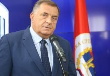 Nikad više s nama, nebo uzima najbolje: Svi se opraštaju, sve se desilo jako brzo "Majka mi je u komi" Dodik otkrio zašto je upitna njegova posjeta Americi - featured image