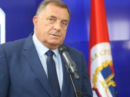Nikad više s nama, nebo uzima najbolje: Svi se opraštaju, sve se desilo jako brzo "Majka mi je u komi" Dodik otkrio zašto je upitna njegova posjeta Americi - featured image