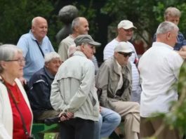 Važno za 67.000 penzionera, neki bi mogli da ostanu bez penzije: Moraju da podnesu važan dokument do 30.04. Važno za 67.000 penzionera, neki bi mogli da ostanu bez penzije: Moraju da podnesu važan dokument do 31. marta - featured image