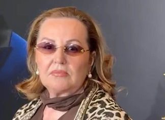 Juče imala suđenje sa Bekutom, sada se oglasila: Pevačica nemilosrdna u jeku drame sa koleginicom, iznijela sve prIjave poslove pjevačice, zar to radi po stare dane Juče imala suđenje sa Bekutom, sada se oglasila: Pevačica nemilosrdna u jeku drame sa koleginicom - featured image