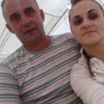 Marko iz Užica oženio 20 godina mlađu Albanku: Doveo je u selo, a ona zanemela od šoka kad je videla šta.. Marko iz Užica oženio 20 godina mlađu Albanku: Doveo je u selo, a ona zanemela od šoka kad je videla šta mu stoji u pasošu - featured image