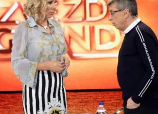“Gadi mi se, oteo mi je sve” Pjevačica tužila Sašu Popovića, a na spisaku neprijatelja našla se i ova legenda – Ne pričamo već 2 decenije “Gadi mi se, oteo mi je sve” Pjevačica tužila Sašu Popovića, a na spisaku neprijatelja našla se i ova legenda – Ne pričamo već 2 decenije - featured image